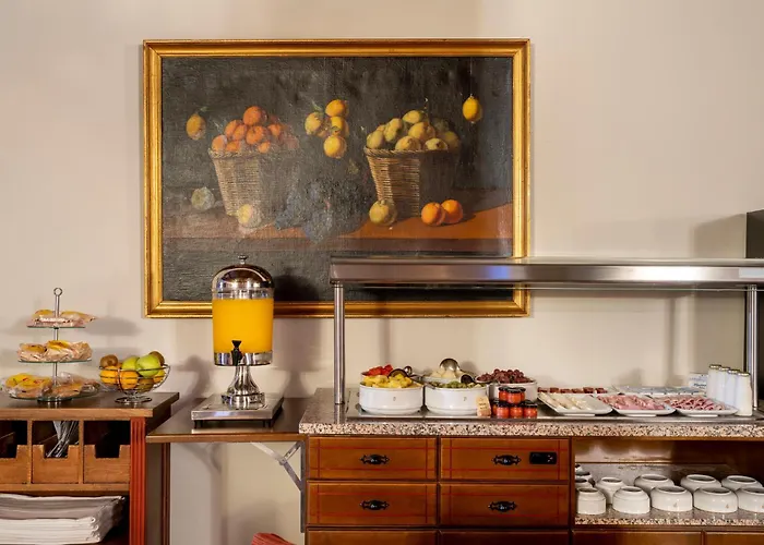 De Verin Otel Monterrei